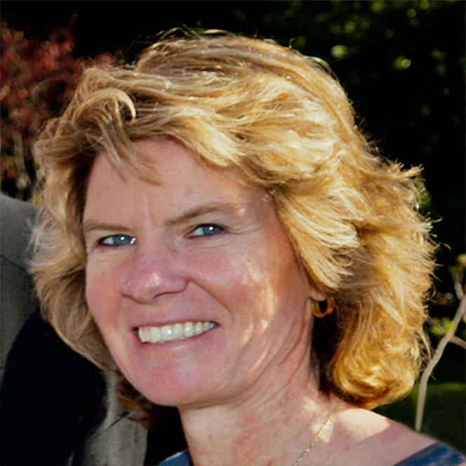 Dr Elizabeth Headshot